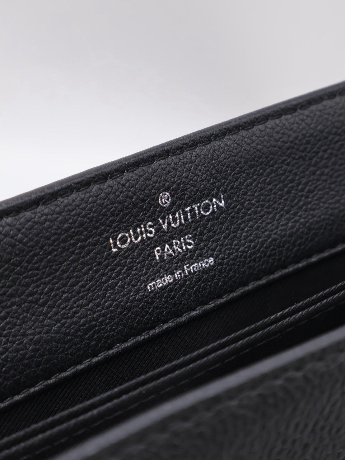 LOUIS VUITTON Lockme - 黑銀
