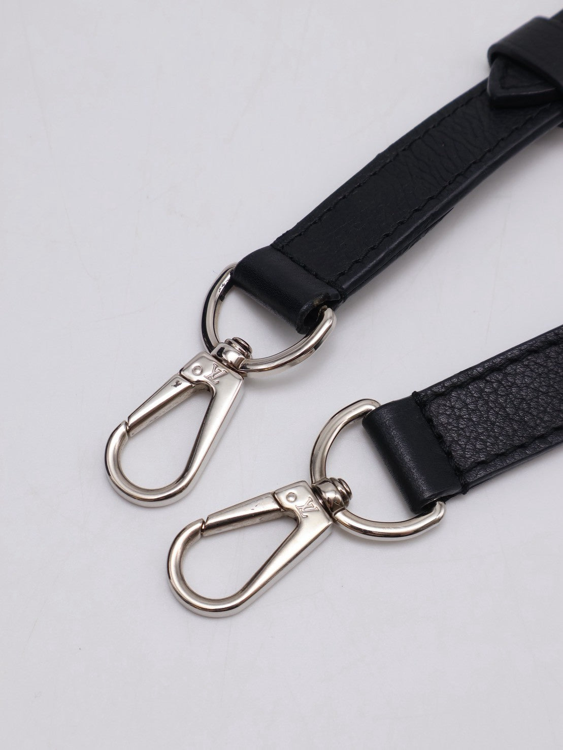 LOUIS VUITTON Lockme - 黑銀