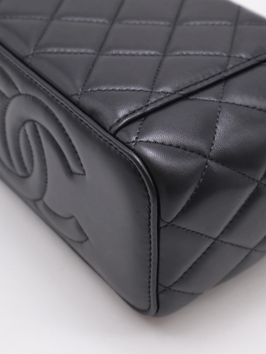 CHANEL 經典羊皮金球長盒子 - 黑金
