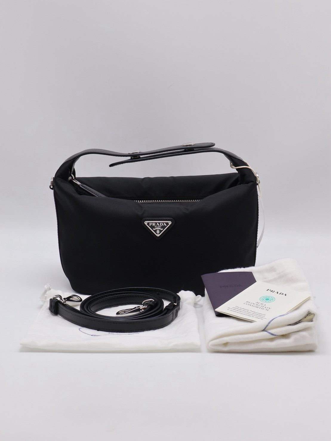 PRADA Cherie Re-Nylon飯盒包