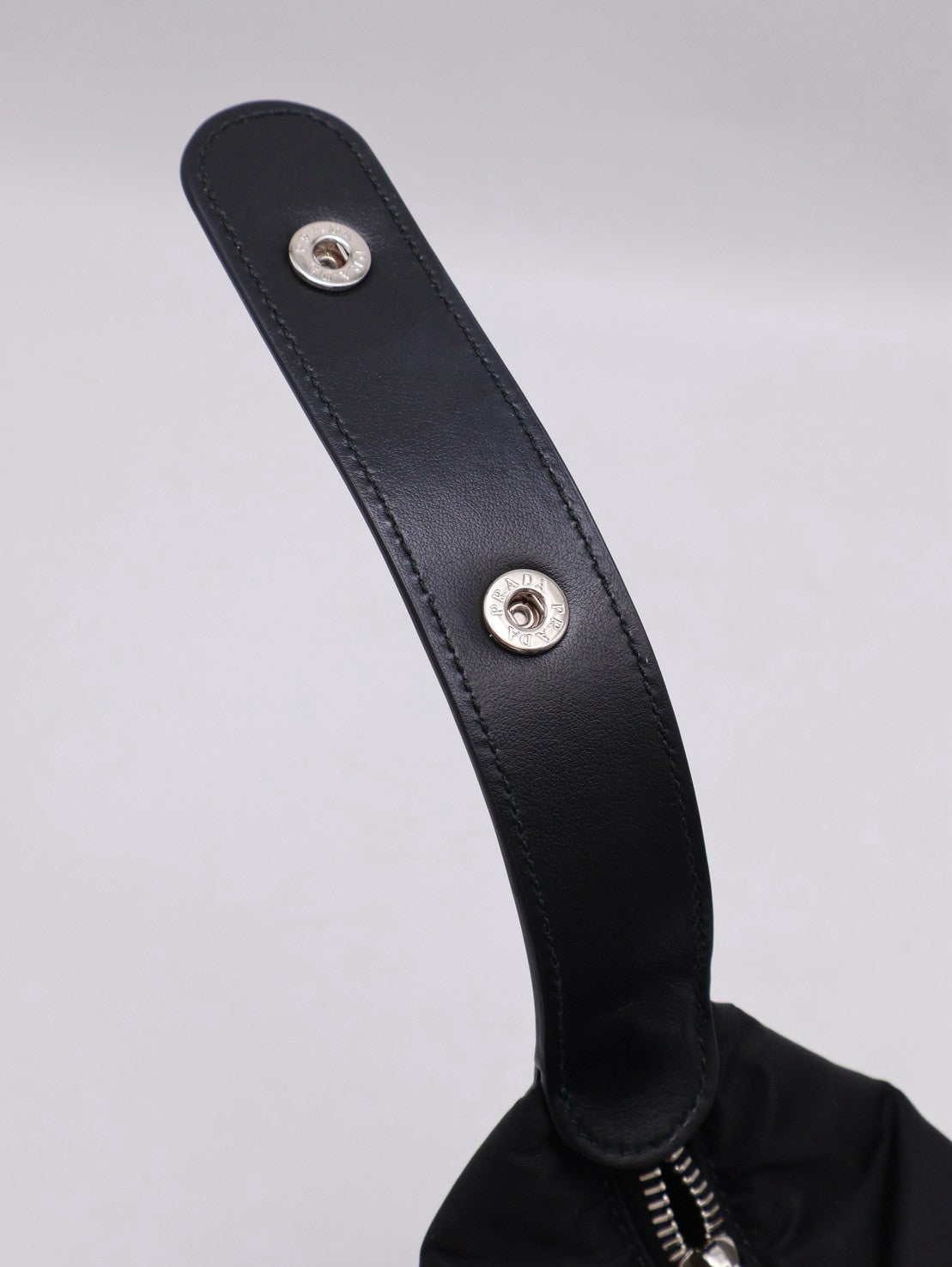 PRADA Cherie Re-Nylon飯盒包