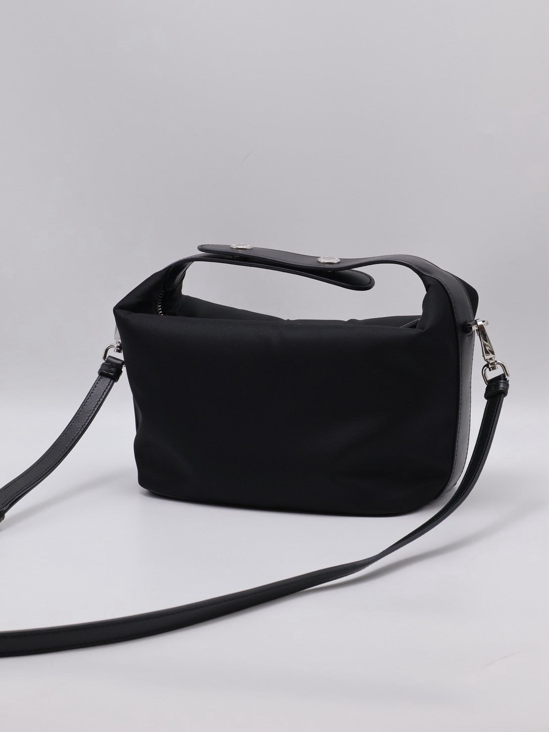 PRADA Cherie Re-Nylon飯盒包