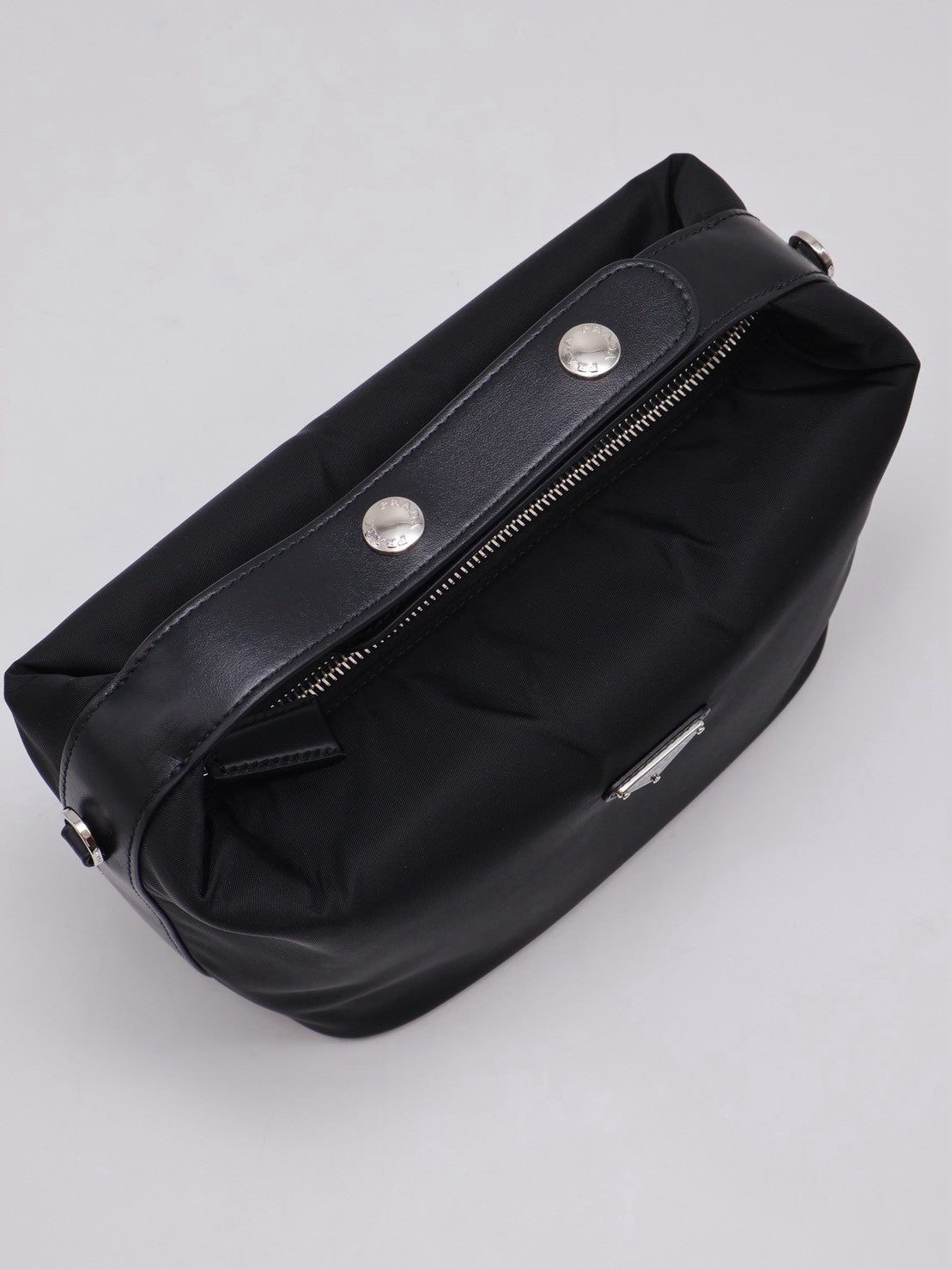PRADA Cherie Re-Nylon飯盒包