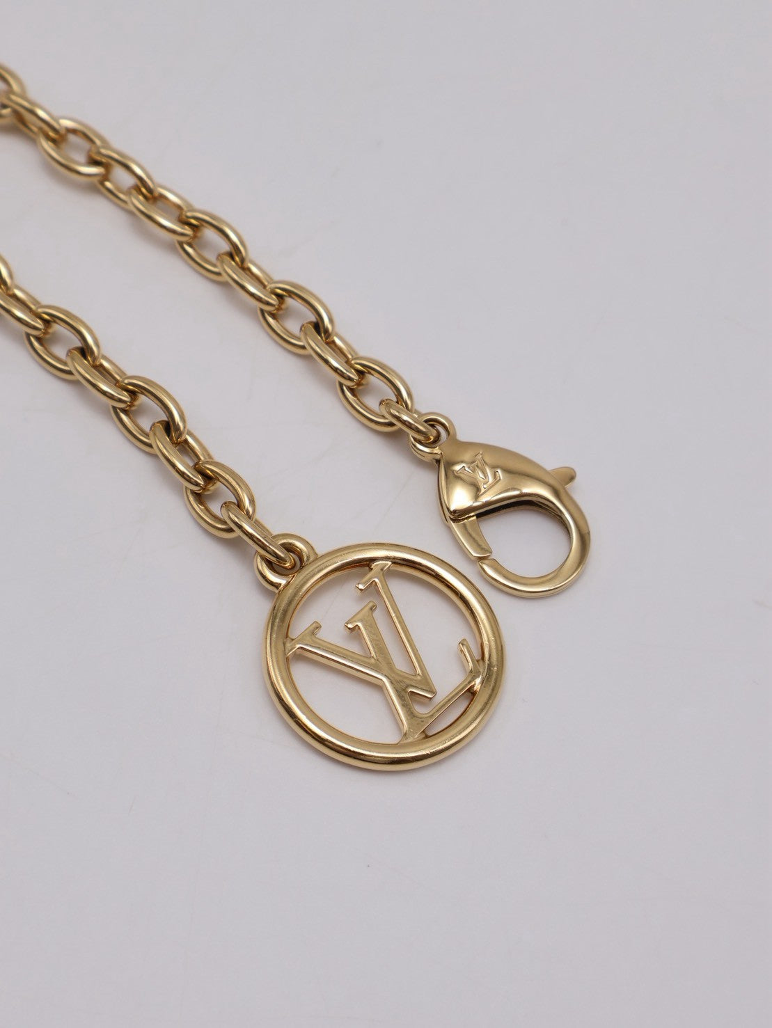 LOUIS VUITTON Nano Madeleine郵差包 - 白