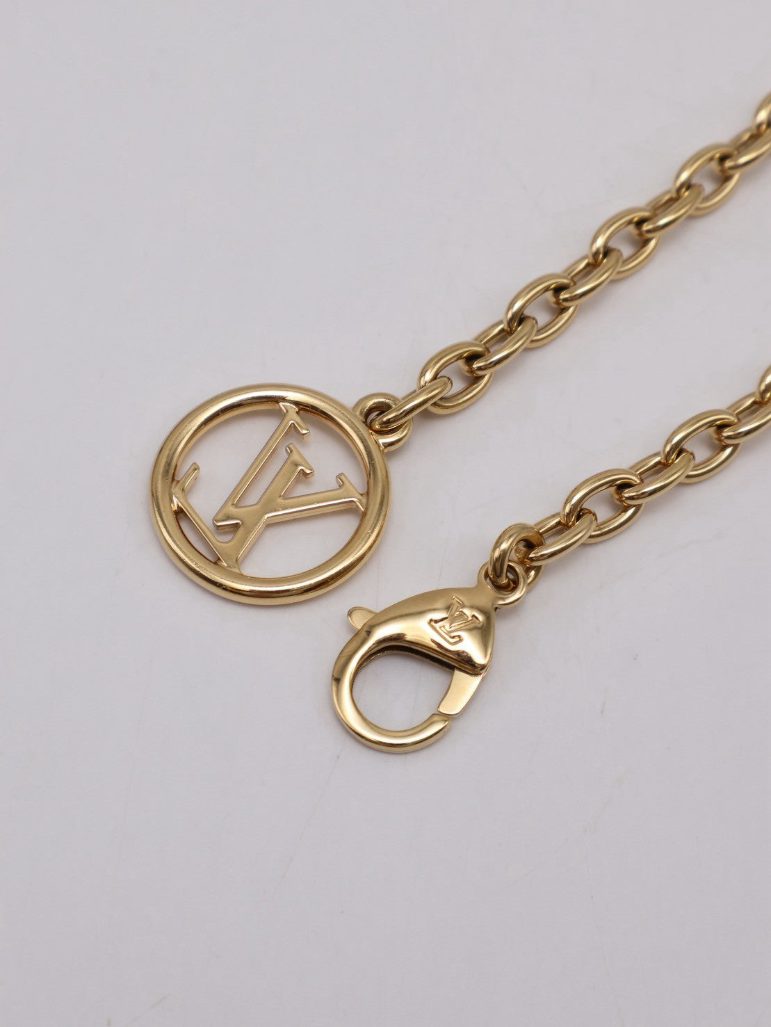 LOUIS VUITTON Nano Madeleine郵差包 - 白