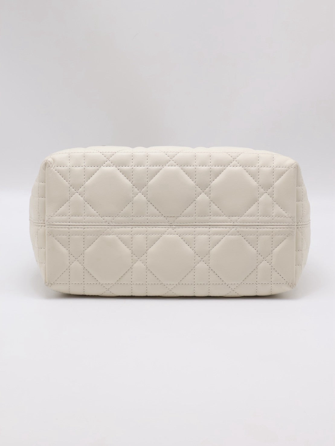 DIOR Toujours小牛皮托特包 - 小號白金
