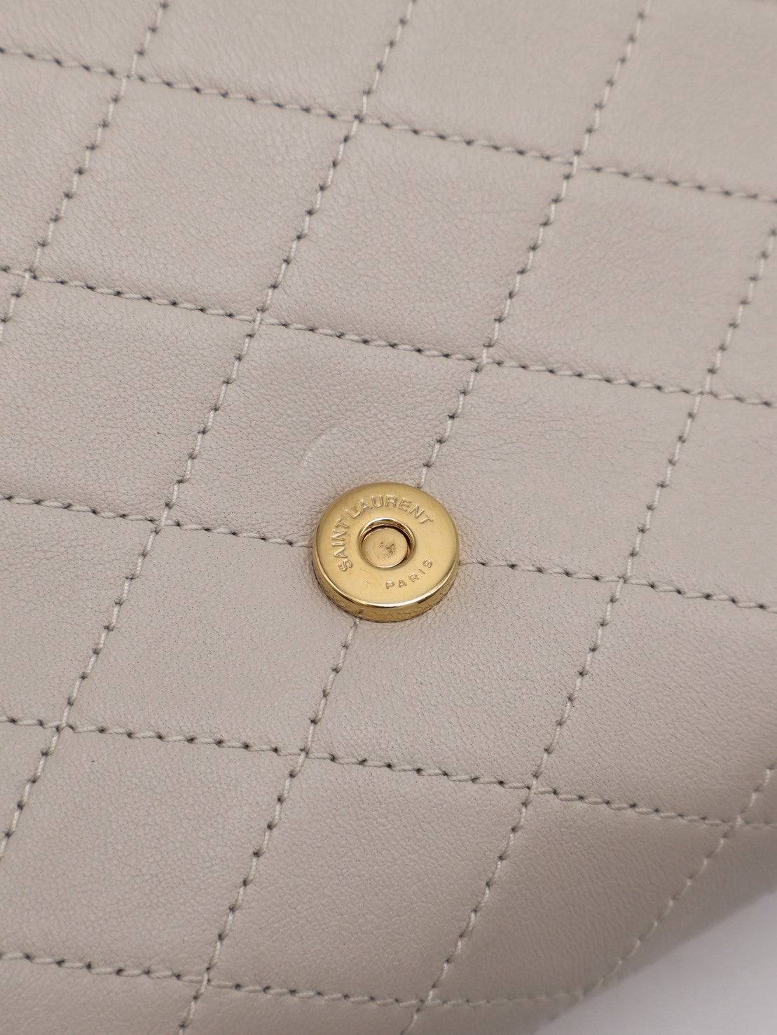 YSL Mini Nolita羊皮斜背包 - 白金