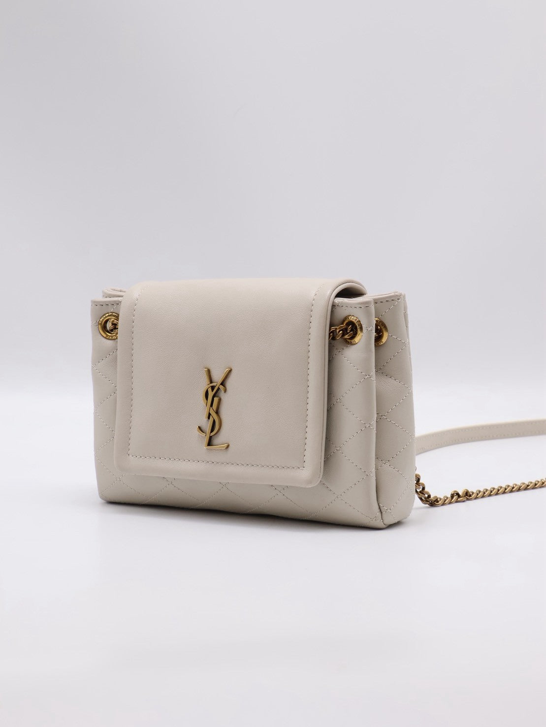 YSL Mini Nolita羊皮斜背包 - 白金