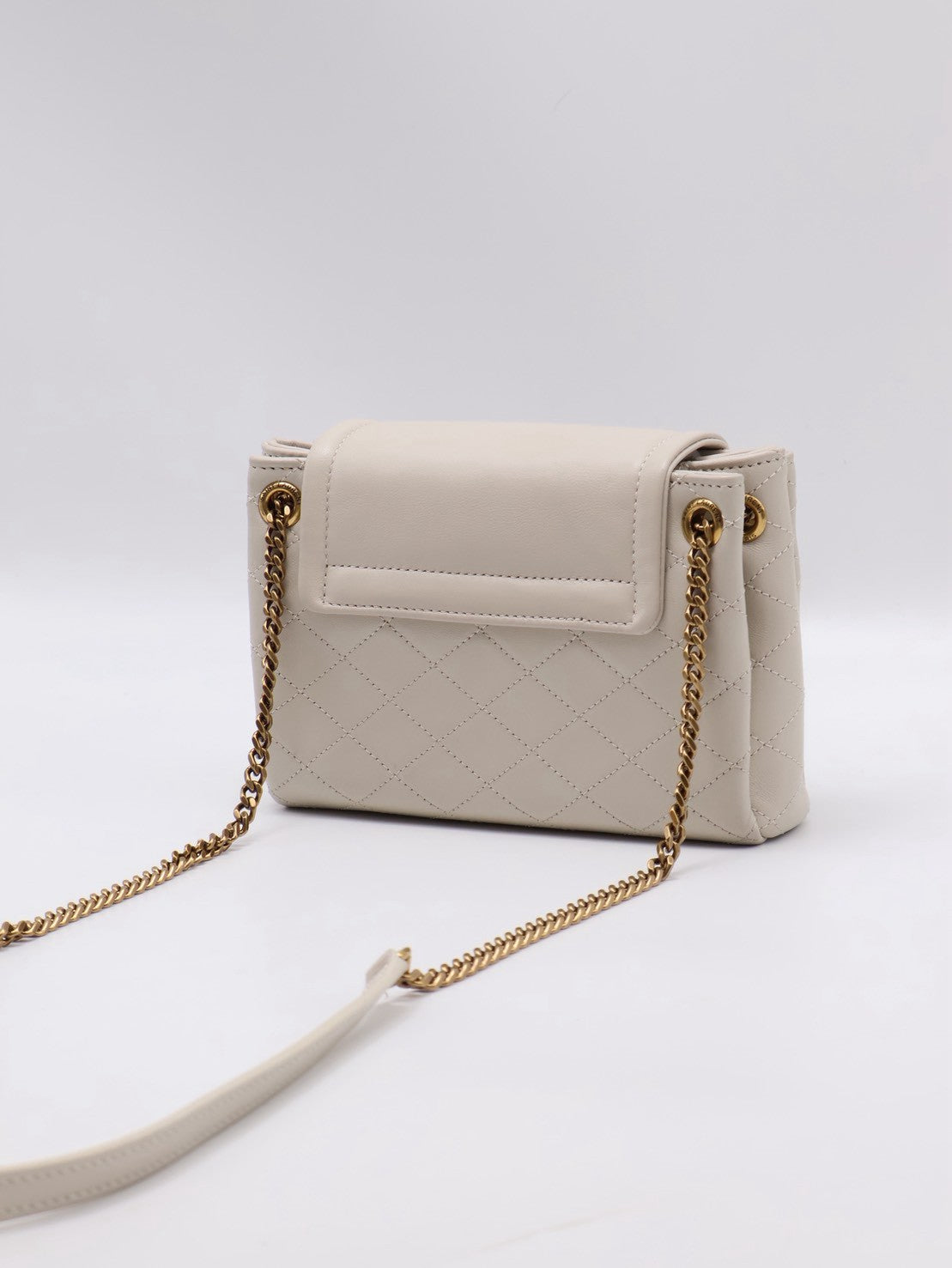 YSL Mini Nolita羊皮斜背包 - 白金