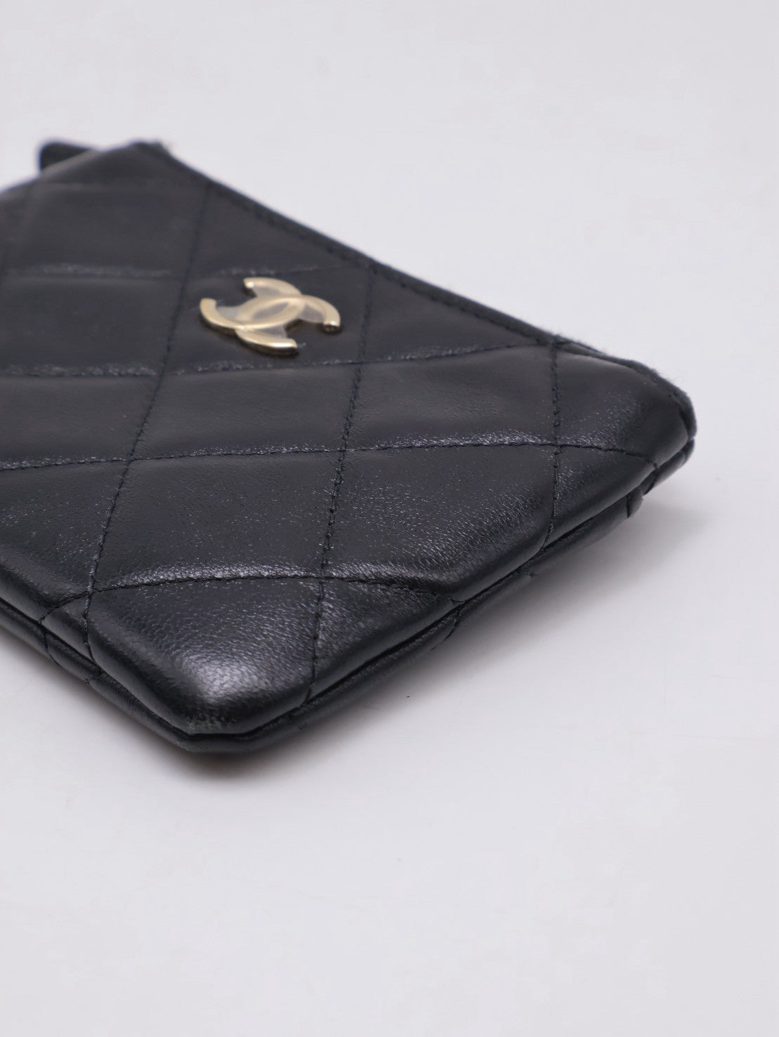 CHANEL 25S漁網網格單肩包