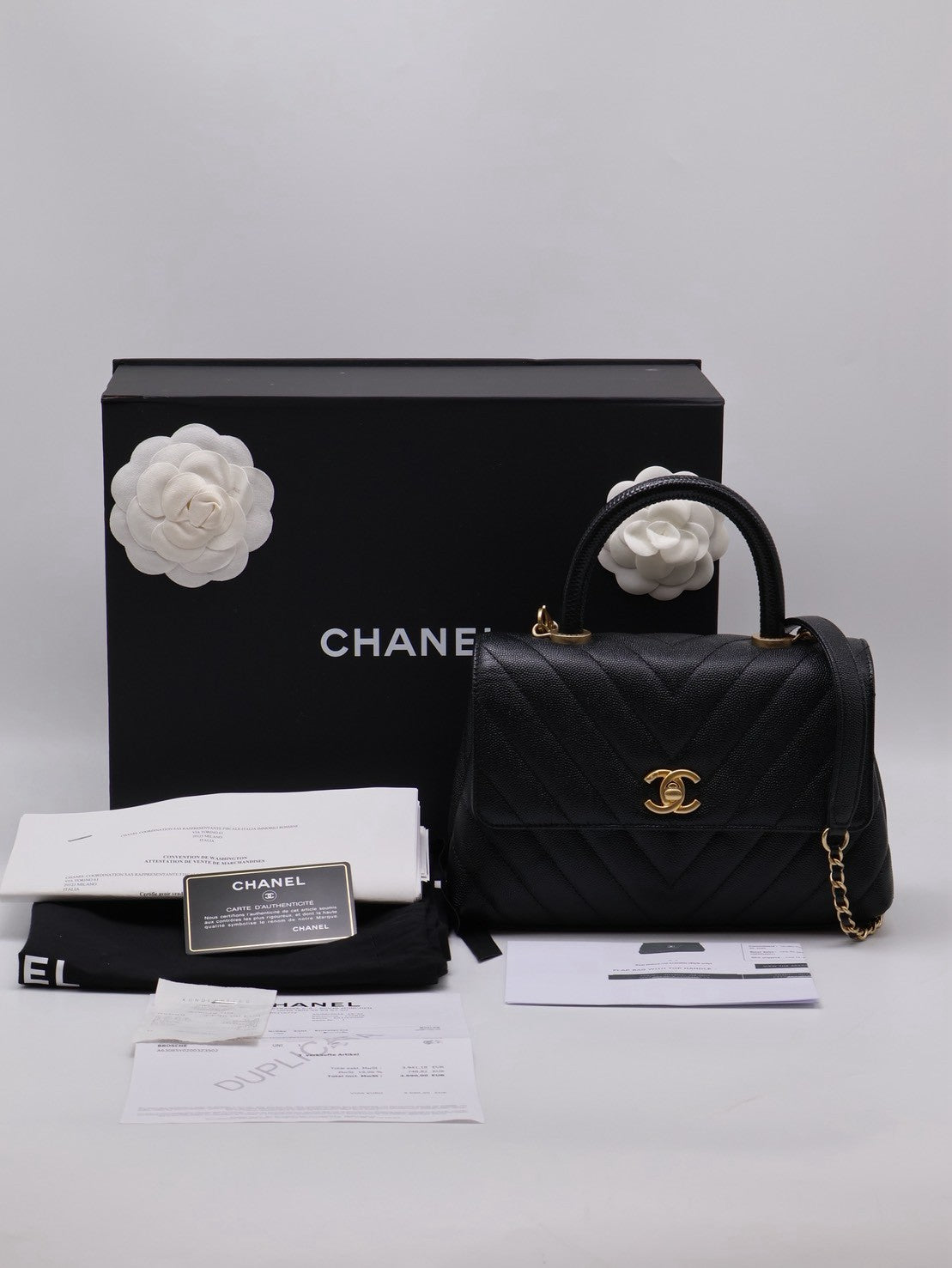 CHANEL Coco Handle V紋 -  小號黑金26開