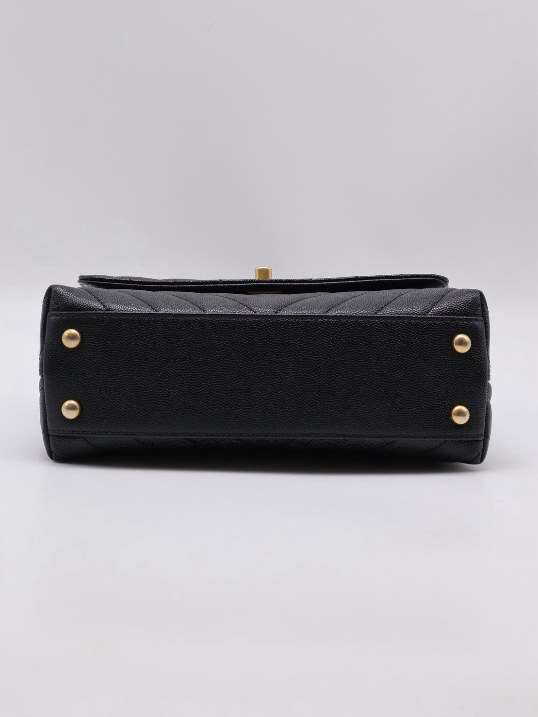 CHANEL Coco Handle V紋 -  小號黑金26開