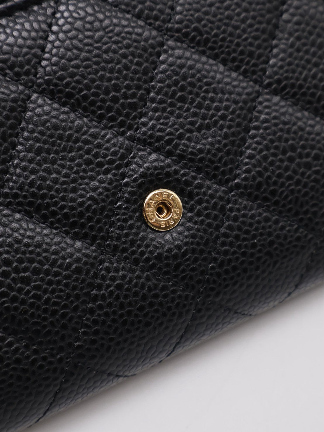 CHANEL 經典粒面牛皮中夾 - 黑金