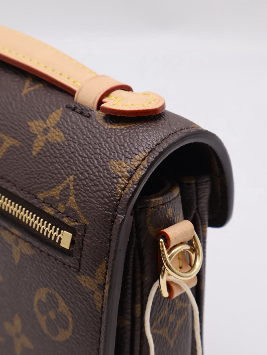 LOUIS VUITTON Pochette Metis East West郵差包