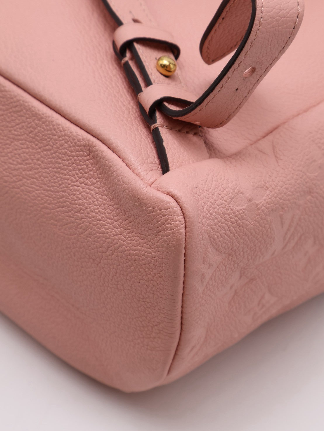 LOUIS VUITTON 壓紋牛皮後背包 - 粉