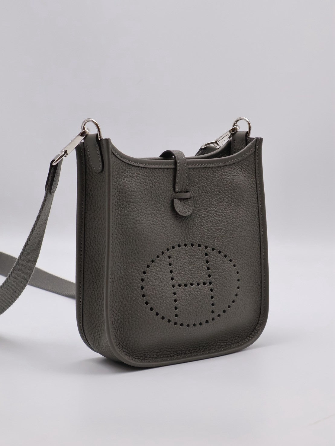 HERMES Mini Evelyne - Gris Meyer 0L 積雨雲灰銀 U