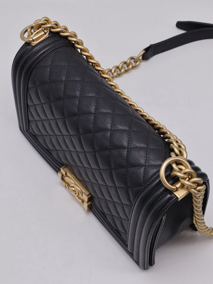 CHANEL Boy25 粒面牛皮口蓋包 - 黑金29開