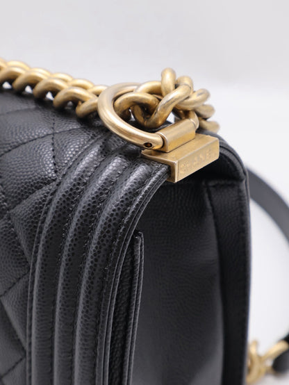 CHANEL Boy25 粒面牛皮口蓋包 - 黑金29開
