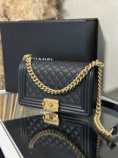 CHANEL Boy25 粒面牛皮口蓋包 - 黑金29開