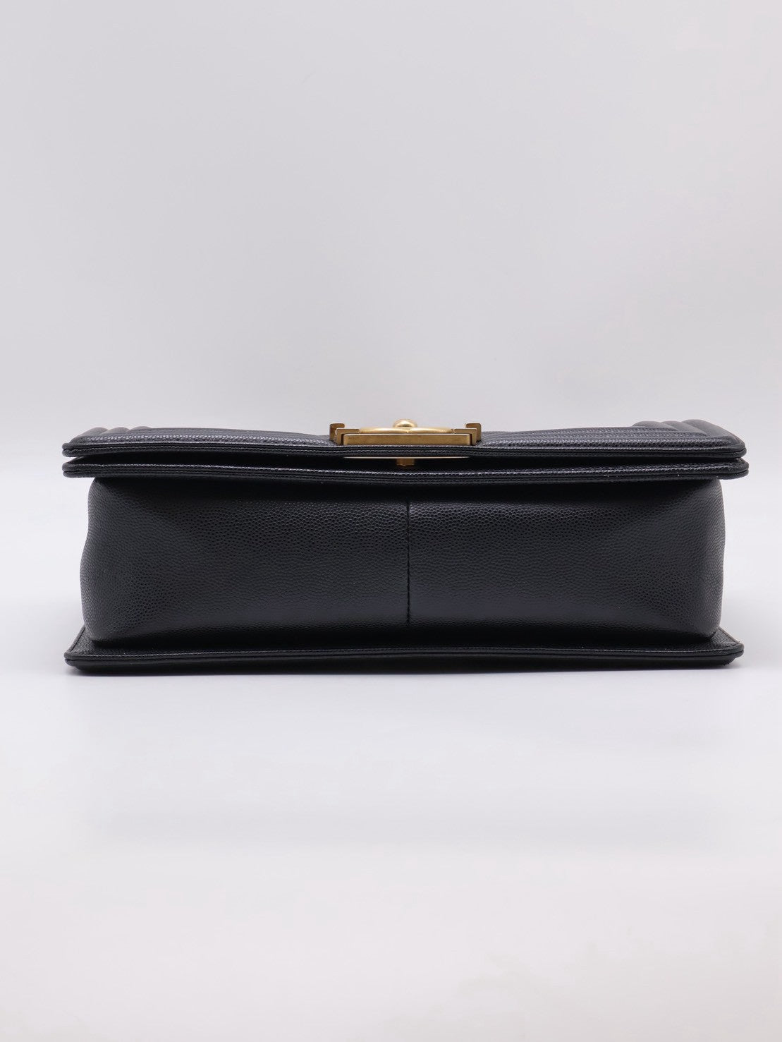 CHANEL Boy25 粒面牛皮口蓋包 - 黑金29開
