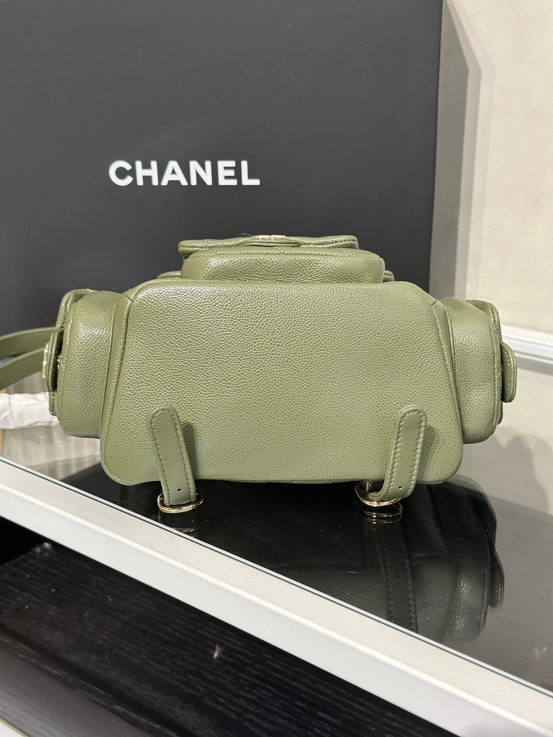 CHANEL Duma炸藥後背包 - 小號卡其綠金