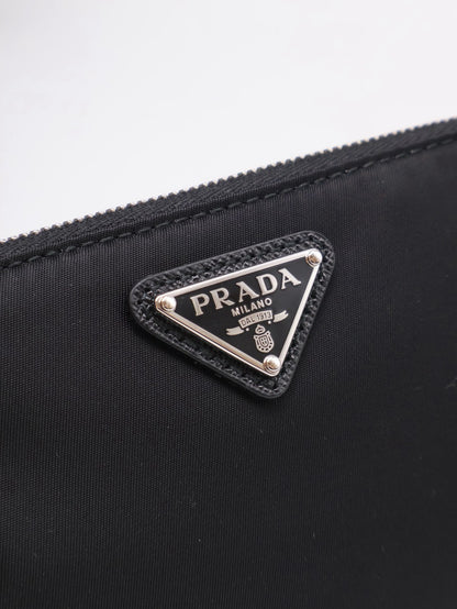 PRADA Re-Nylon雙口袋束繩後背包 - 中號黑銀
