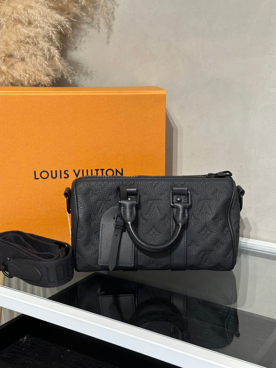 LOUIS VUITTON Kellpall 25 - 黑