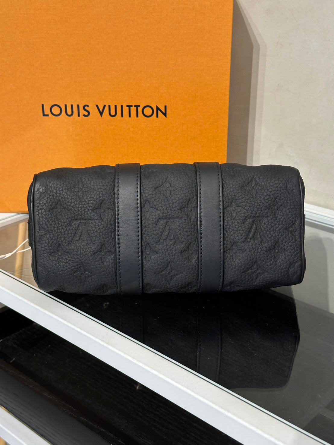 LOUIS VUITTON Kellpall 25 - 黑