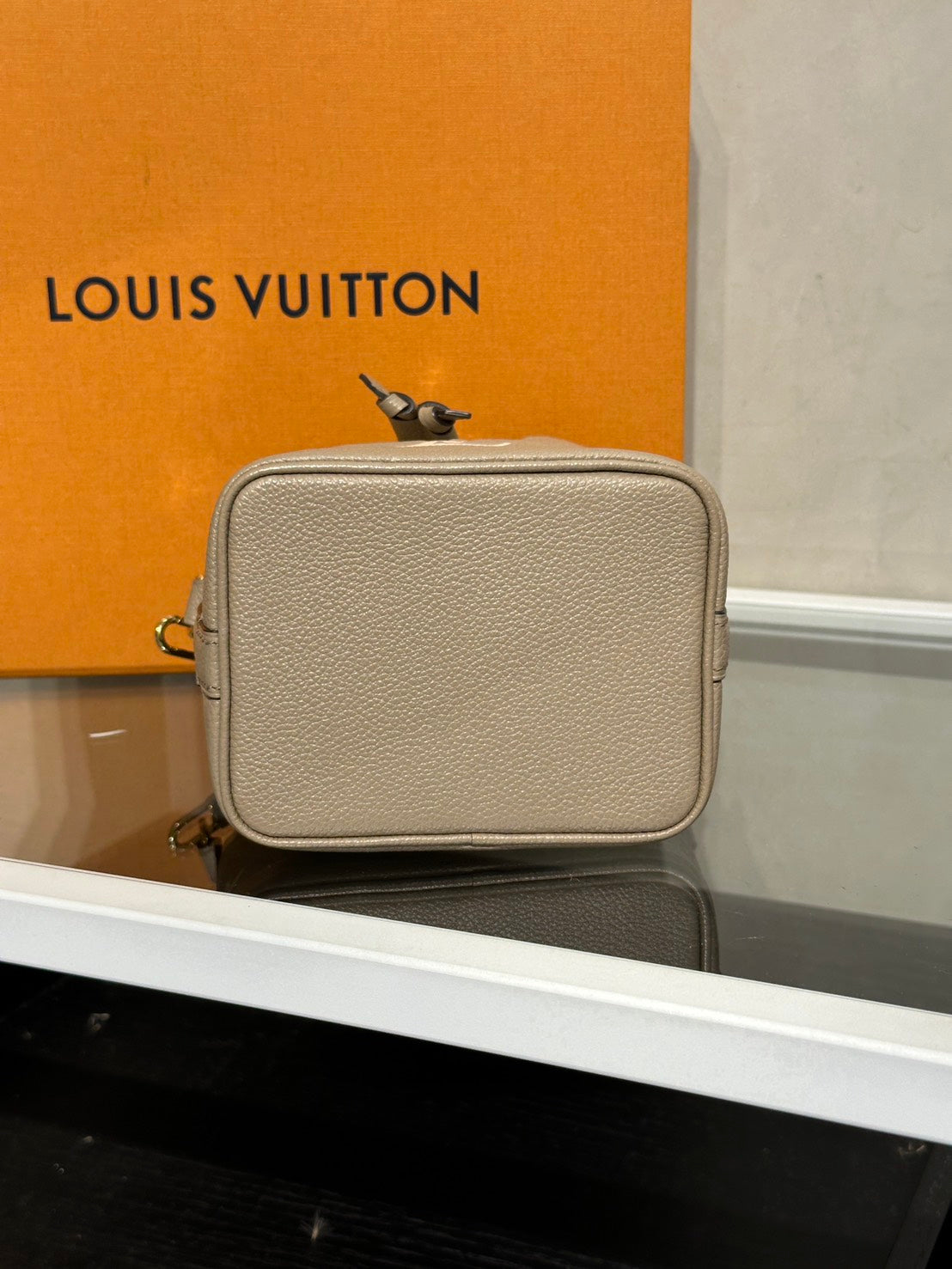 LOUIS VUITTON Nano Noe - 斑鳩灰