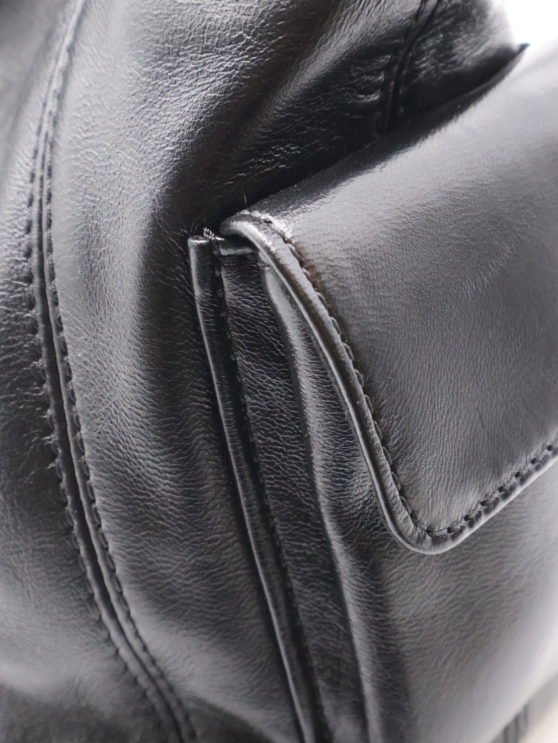 LOUIS VUITTON CarryAll Cargo Vibe - PM黑