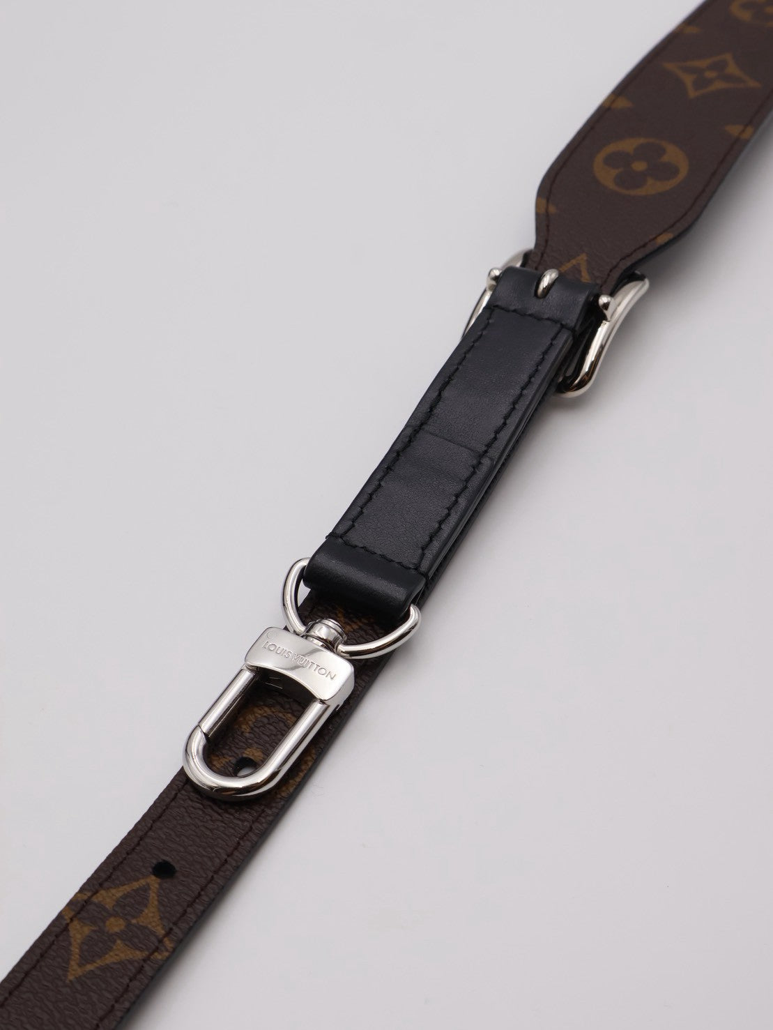 LOUIS VUITTON CarryAll Cargo Vibe - PM黑