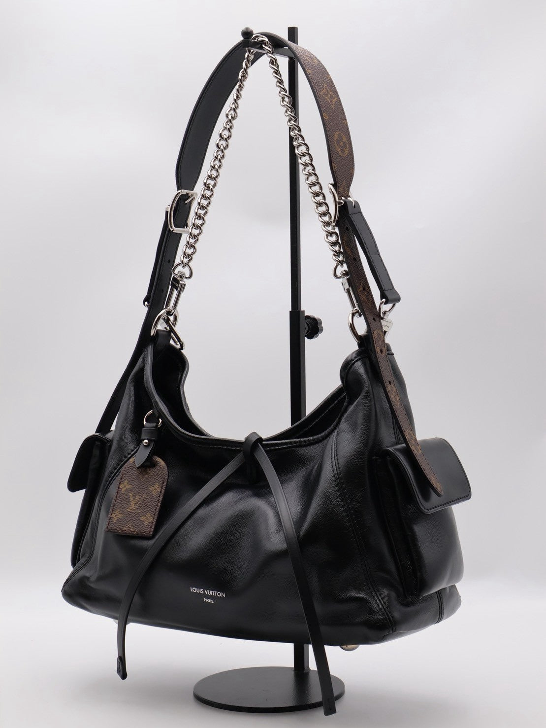 LOUIS VUITTON CarryAll Cargo Vibe - PM黑