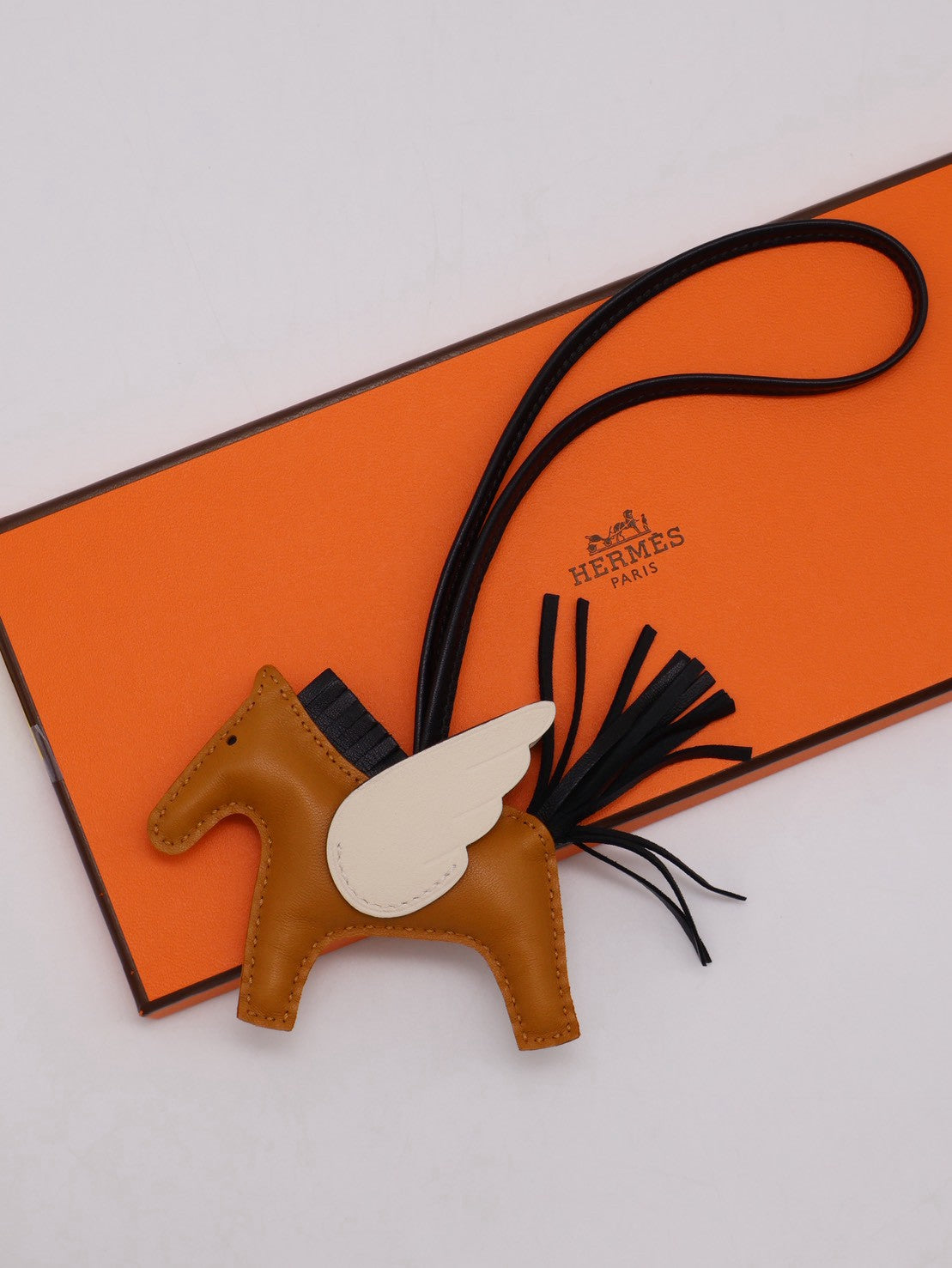HERMES Rodeo Pegase小飛馬 - Sesame/Noir/Nata 芝麻/黑/奶油白 U
