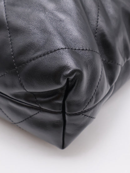 CHANEL 22 Bag - 小號黑金