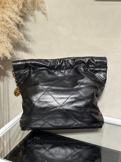 CHANEL 22 Bag - 小號黑金