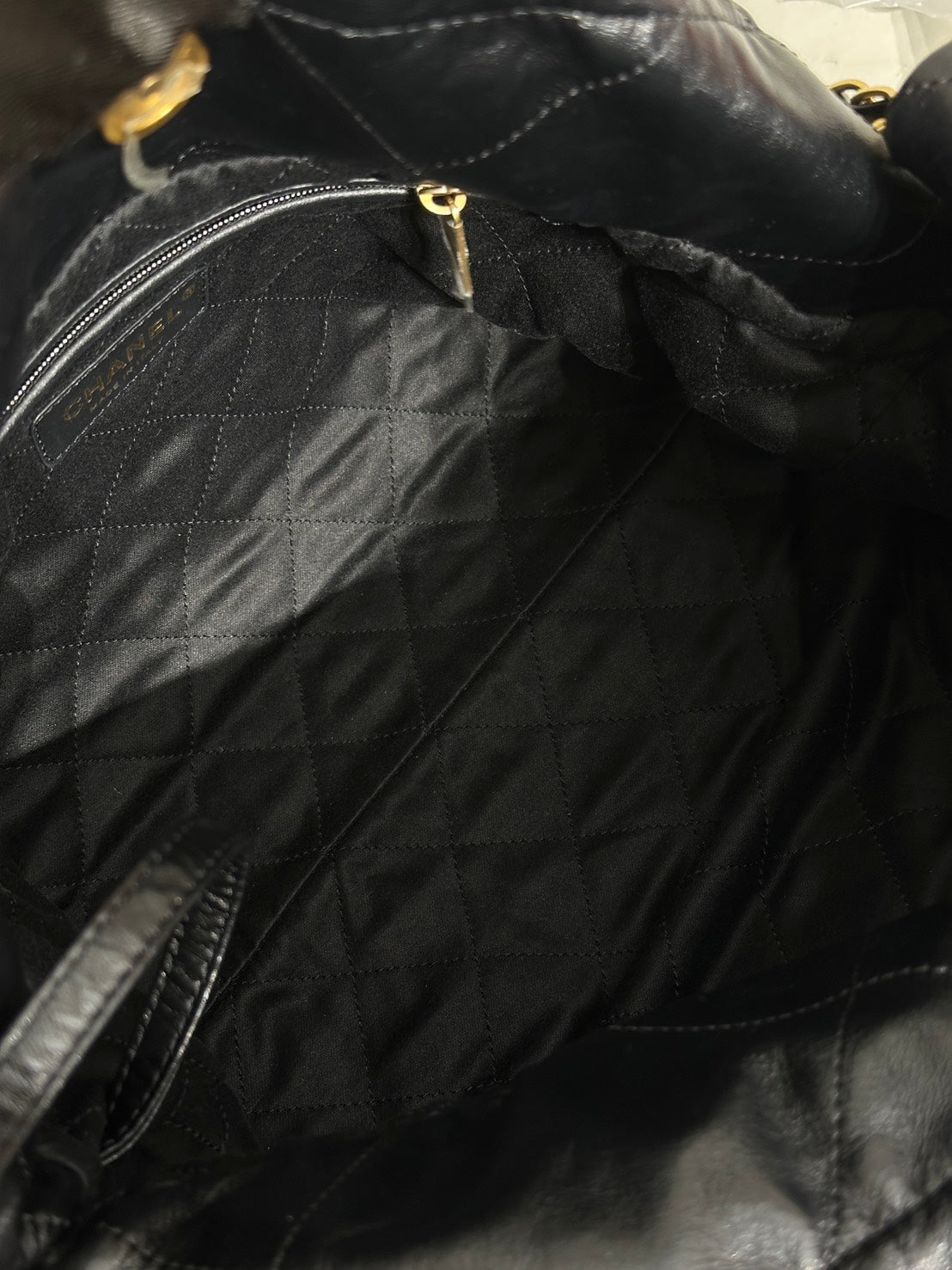 CHANEL 22 Bag - 小號黑金