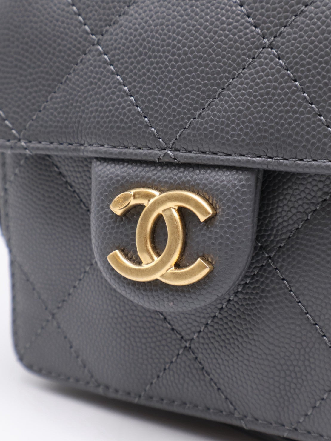 CHANEL 25B束口雙肩後背包 - 深灰金