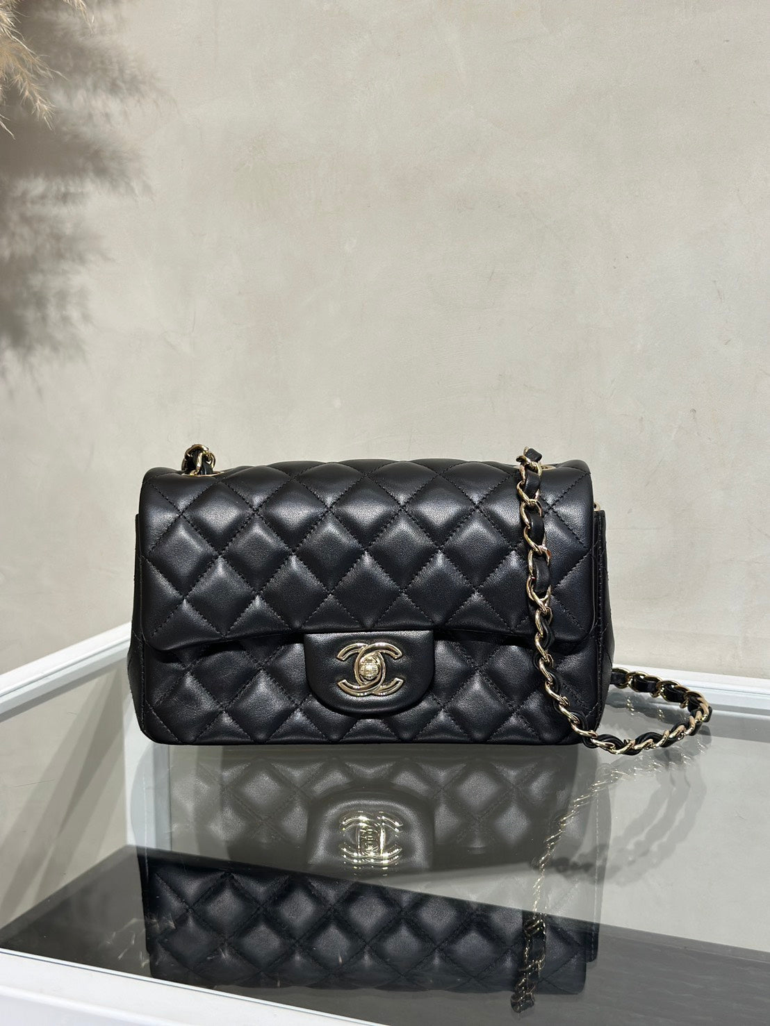 CHANEL 經典口蓋包Mini CF20 - 黑金
