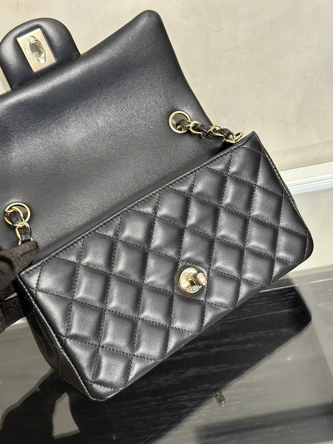 CHANEL 經典口蓋包Mini CF20 - 黑金