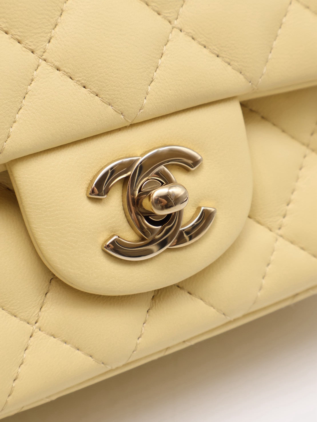 CHANEL 經典口蓋包Mini CF20 - 小雞黃金