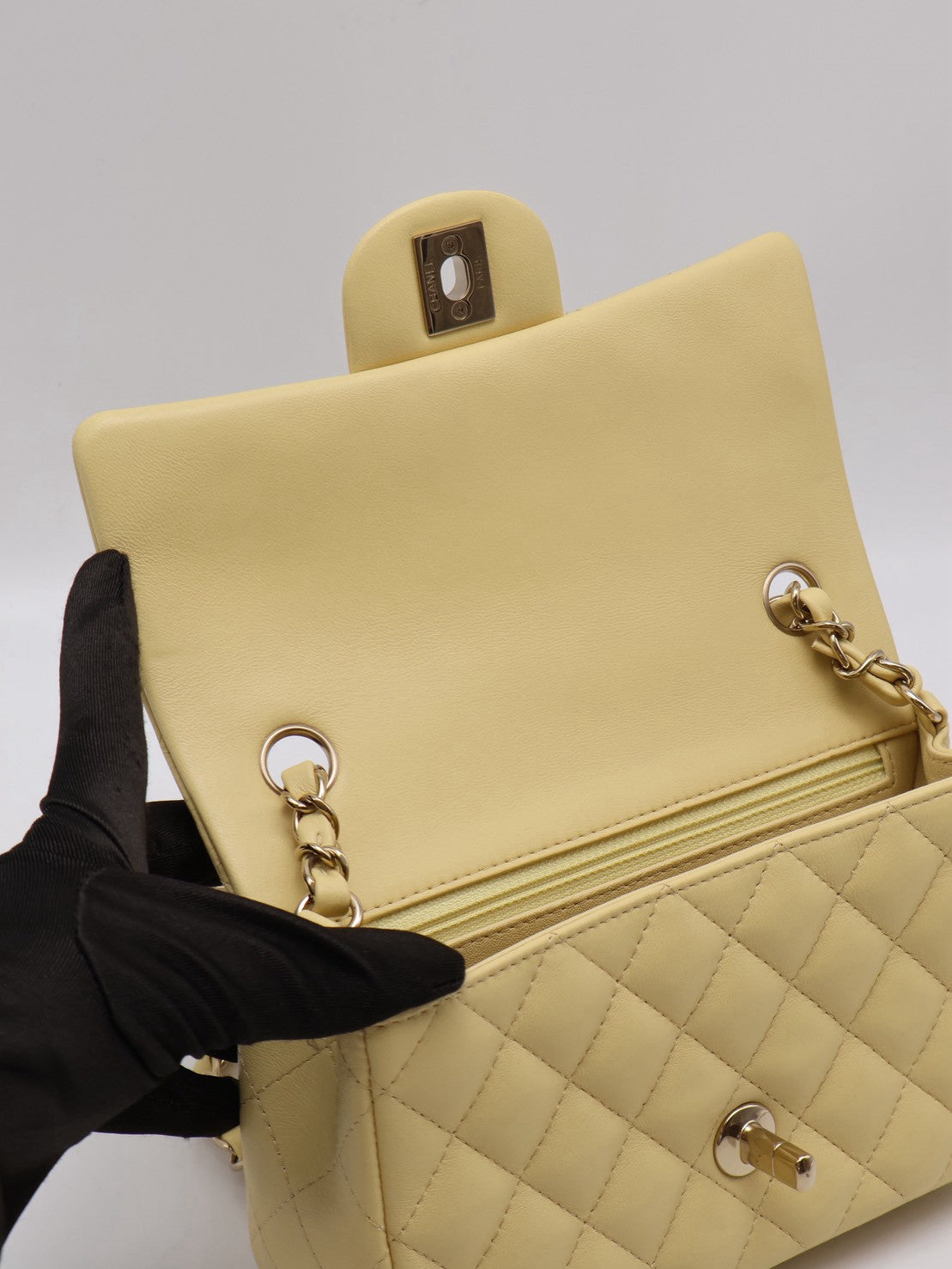 CHANEL 經典口蓋包Mini CF20 - 小雞黃金