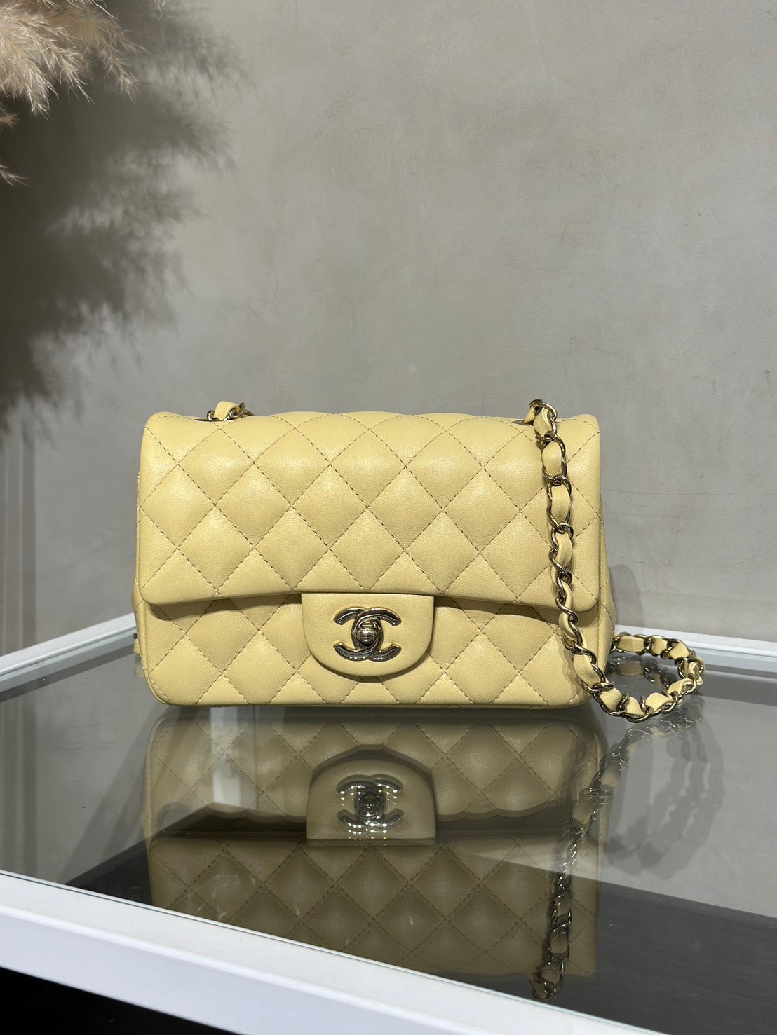 CHANEL 經典口蓋包Mini CF20 - 小雞黃金