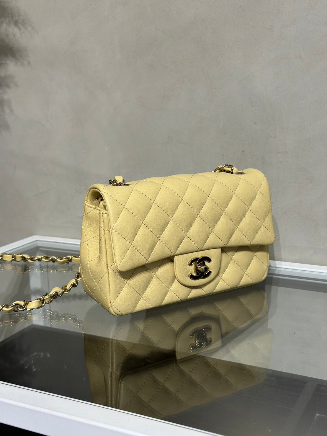 CHANEL 經典口蓋包Mini CF20 - 小雞黃金