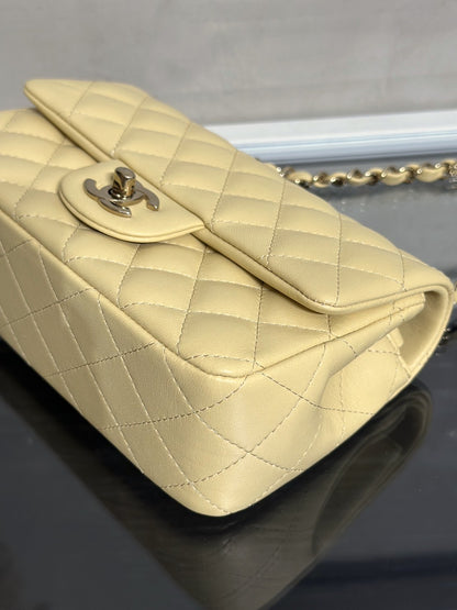 CHANEL 經典口蓋包Mini CF20 - 小雞黃金