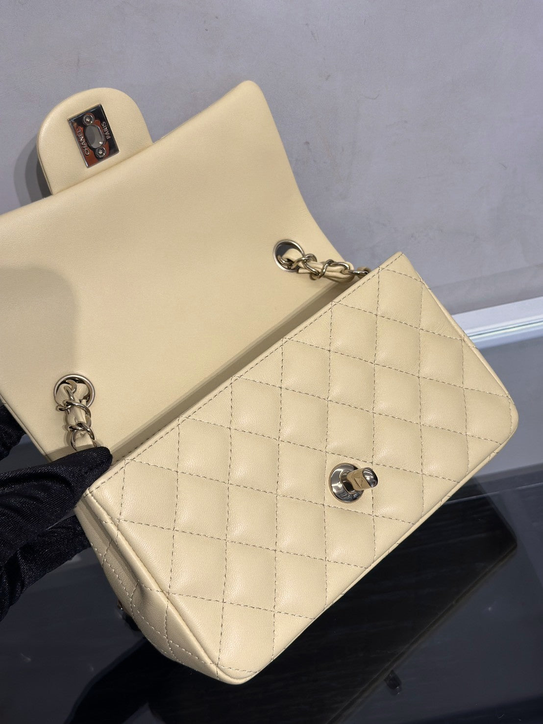 CHANEL 經典口蓋包Mini CF20 - 小雞黃金