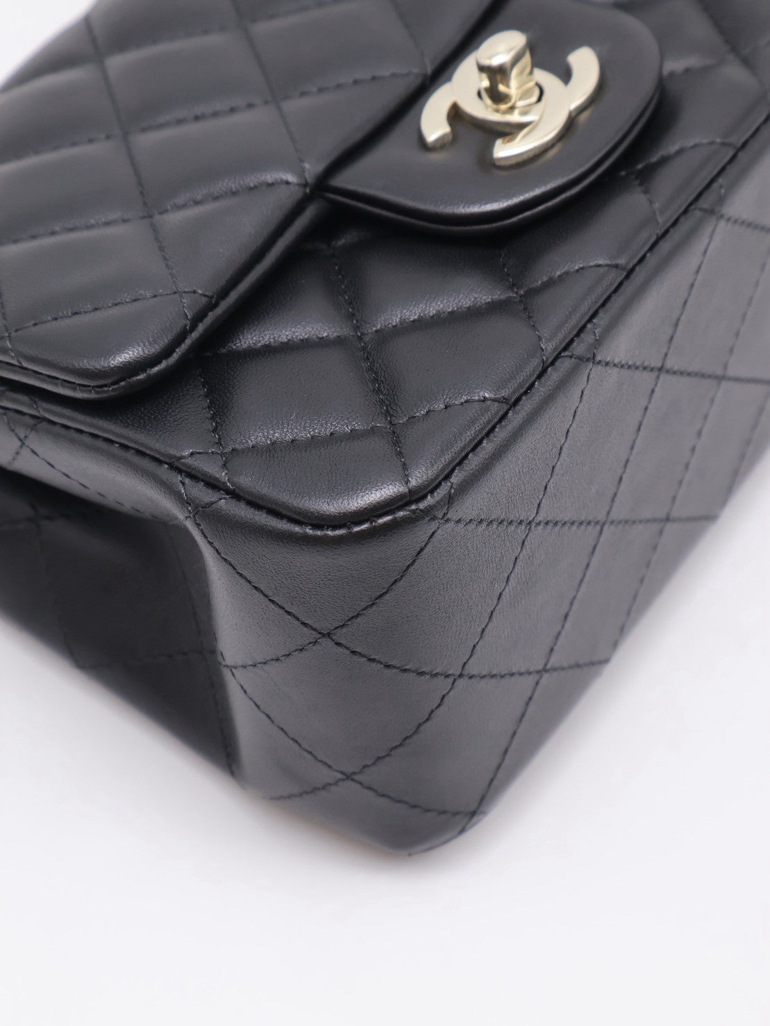 CHANEL 經典口蓋包方胖子 17 - 黑金
