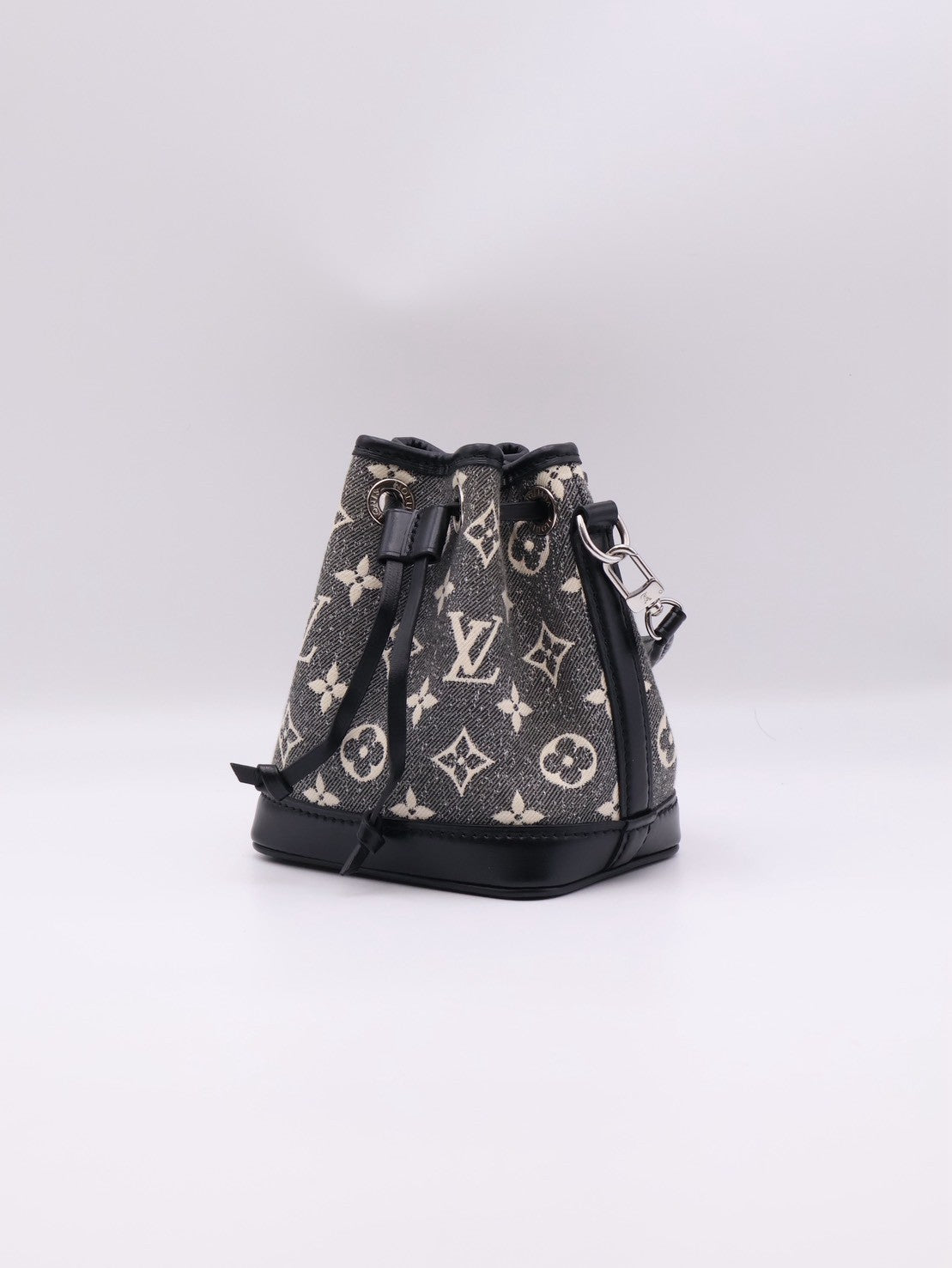LOUIS VUITTON Nano Noe - 單寧刺繡