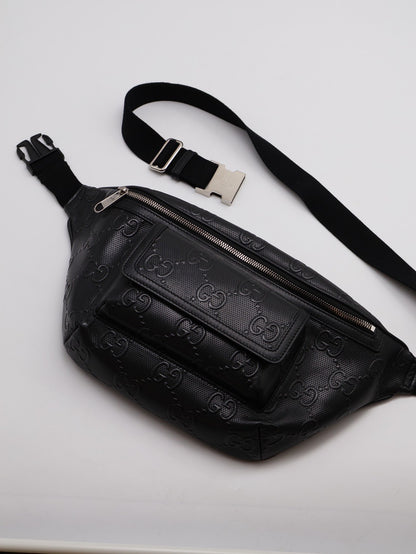 GUCCI 立體老花壓紋腰包 - all black