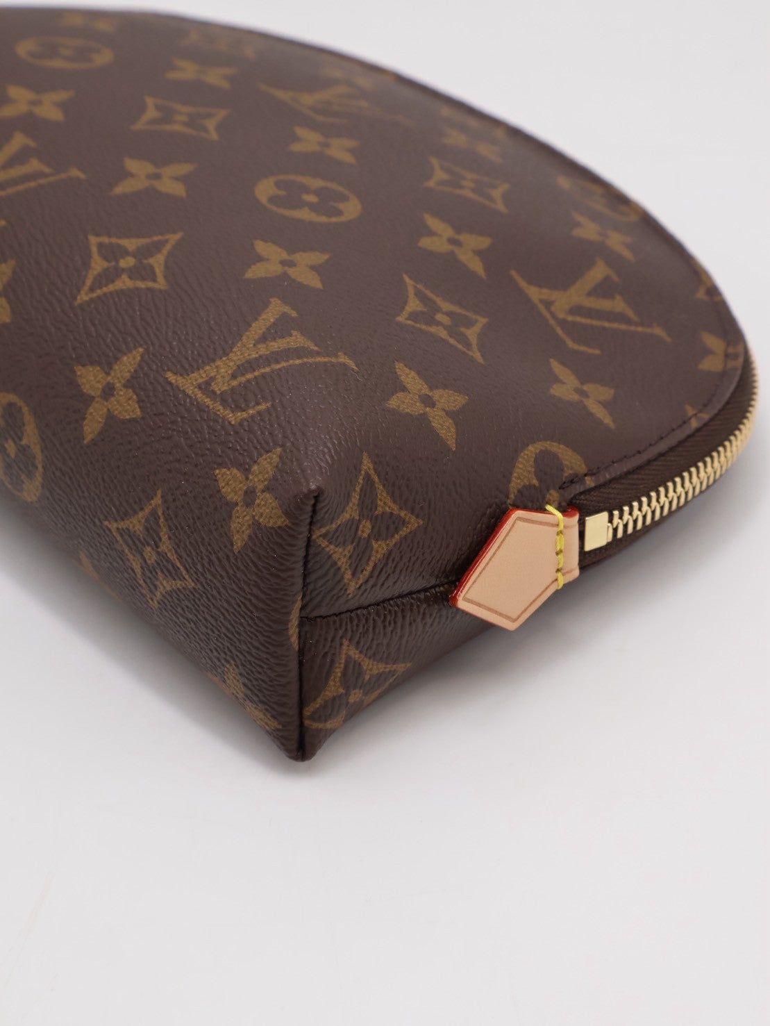 LOUIS VUITTON 經典老花化妝包