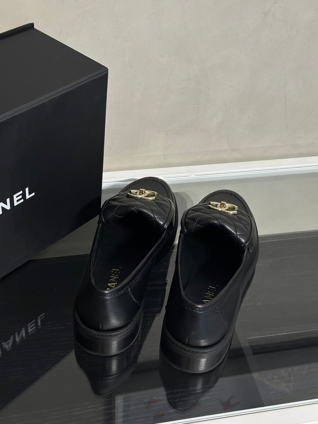 CHANEL Loafers 小羊皮樂福鞋 - 黑金 39